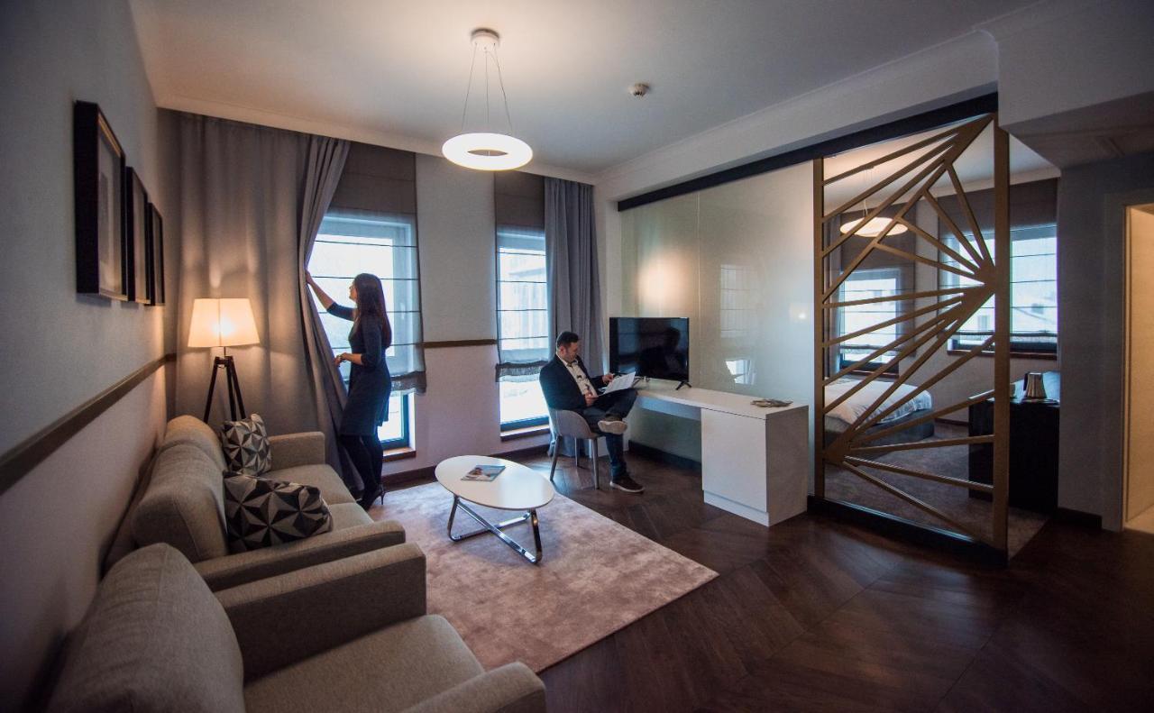 Hotel Element Alba Iulia Esterno foto