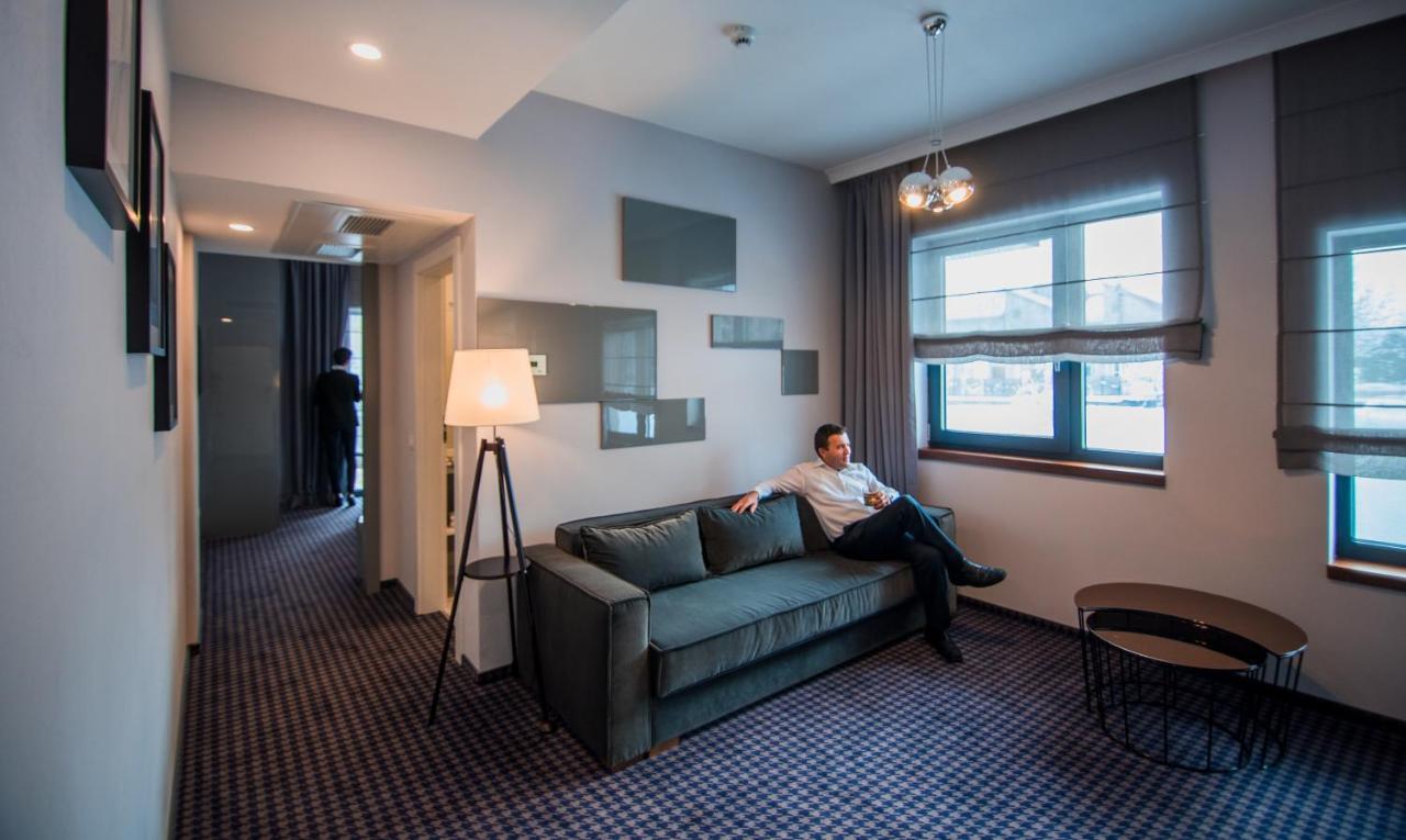 Hotel Element Alba Iulia Esterno foto