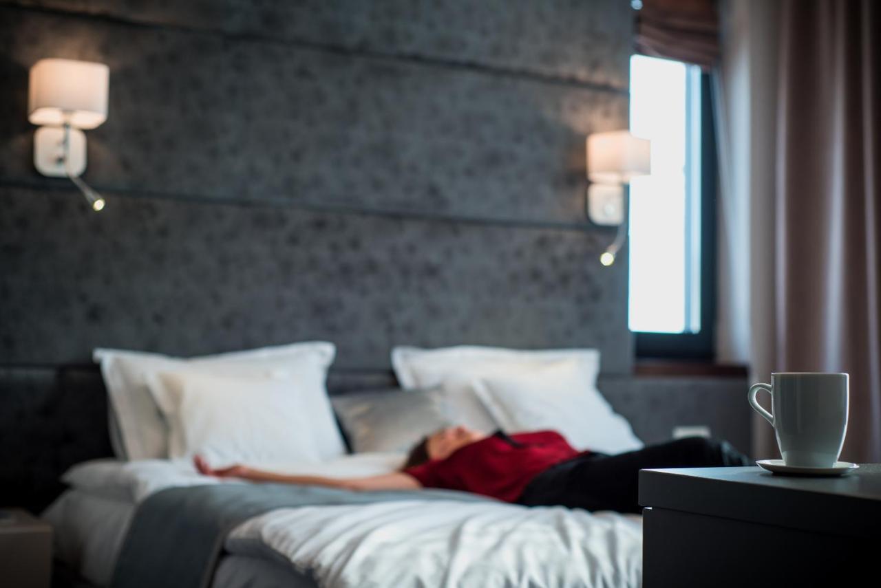 Hotel Element Alba Iulia Esterno foto