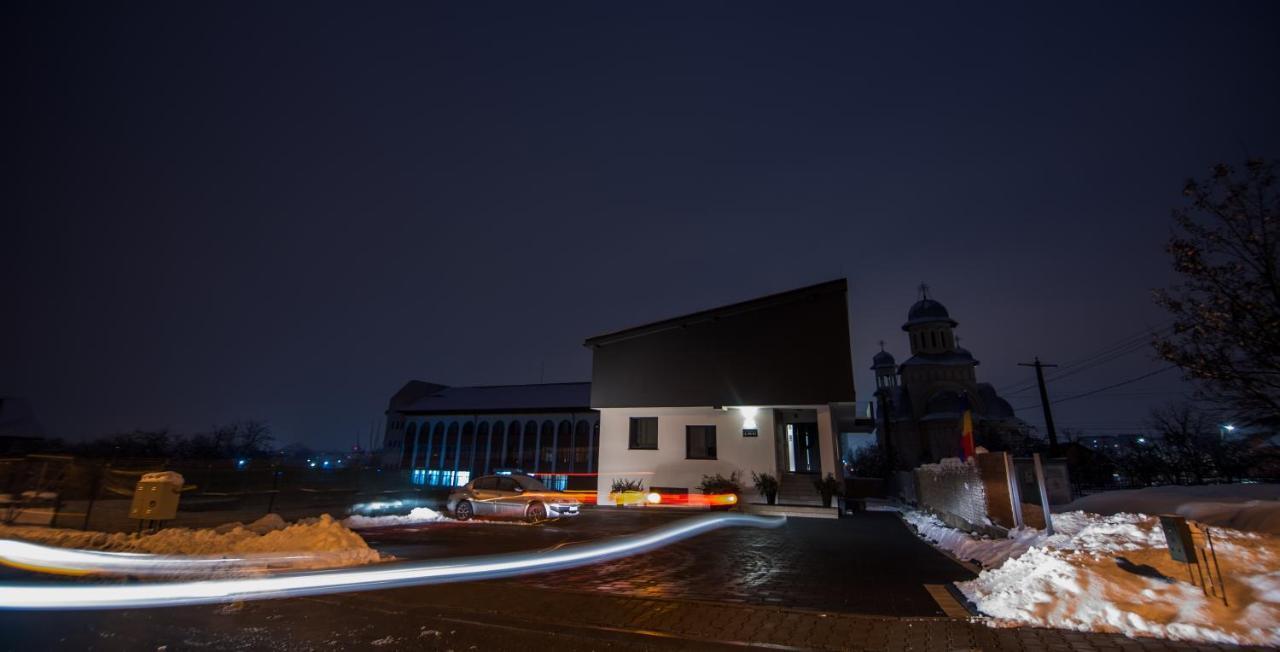 Hotel Element Alba Iulia Esterno foto